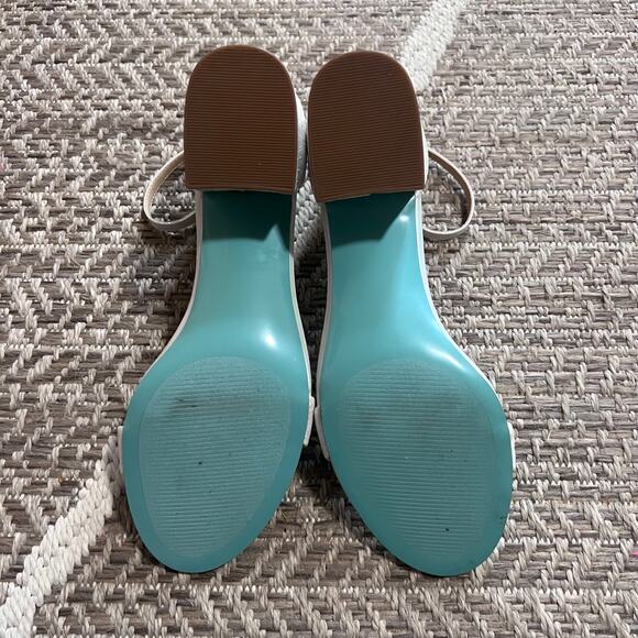 Betsey Johnson Heeled Sandal Sz 8M - Picture 4 of 5